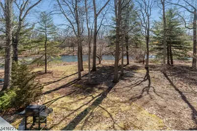 107 Franklin Ct, Raritan Township, NJ 08822 - Photo 32