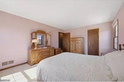 250 Old York Rd, Raritan Township, NJ 08822 - Photo 24