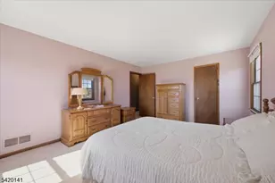 250 Old York Rd, Raritan Township, NJ 08822 - Photo 24