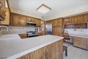 250 Old York Rd, Raritan Township, NJ 08822 - Photo 12