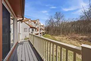 58 Woods Edge Dr, Roxbury Township, NJ 07876 - Photo 24