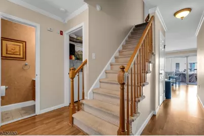 36 Carlisle Ct, Franklin Township, NJ 08873 - Photo 8