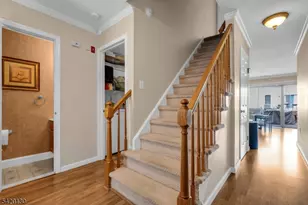 36 Carlisle Ct, Franklin Township, NJ 08873 - Photo 8