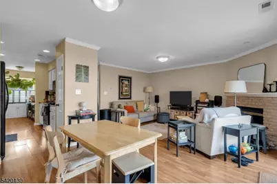 36 Carlisle Ct, Franklin Township, NJ 08873 - Photo 16