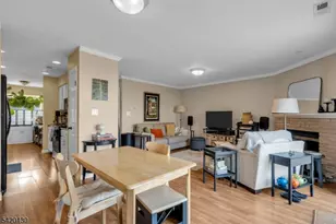 36 Carlisle Ct, Franklin Township, NJ 08873 - Photo 16