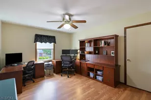 96 Beechwood Cir, Hillsborough Township, NJ 08844 - Photo 34