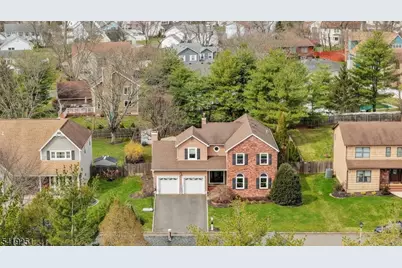 96 Beechwood Cir, Hillsborough Township, NJ 08844 - Photo 10