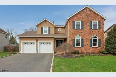 96 Beechwood Cir, Hillsborough Township, NJ 08844 - Photo 6