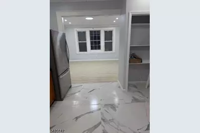 925 S 20th St, Newark, NJ 07108 - Photo 2