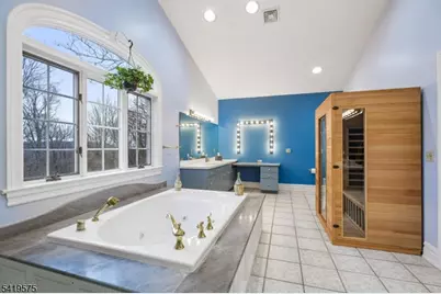 9 Nuthatch Ct, Allamuchy Township, NJ 07840 - Photo 22