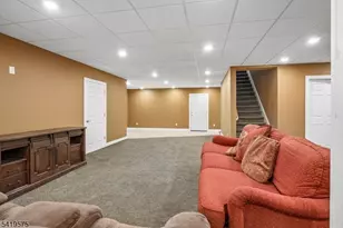 9 Nuthatch Ct, Allamuchy Township, NJ 07840 - Photo 38