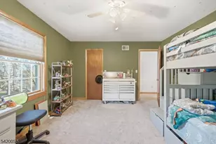 72 Hudson Dr, West Milford, NJ 07480 - Photo 24