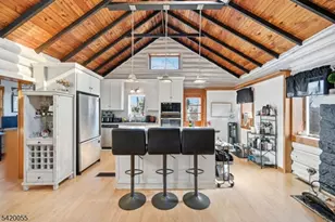 72 Hudson Dr, West Milford, NJ 07480 - Photo 4