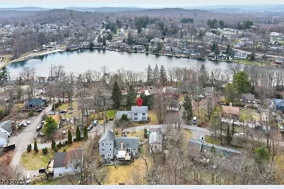 72 Hudson Dr, West Milford, NJ 07480 - Photo 30