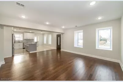 43 Perrin Ave #2, Pompton Lakes, NJ 07442 - Photo 8