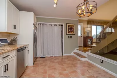 3334 Bloomingdale Dr, Hillsborough Township, NJ 08844 - Photo 4