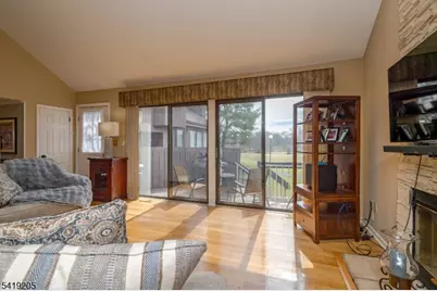 3334 Bloomingdale Dr, Hillsborough Township, NJ 08844 - Photo 10