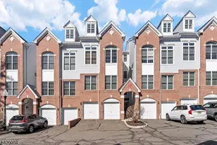 9 Goffle Brook Ct, Hawthorne, NJ 07506 - Photo 32