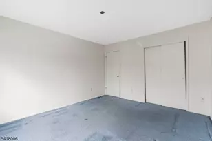 1 Tree Top Rd, Middlesex, NJ 08846 - Photo 20