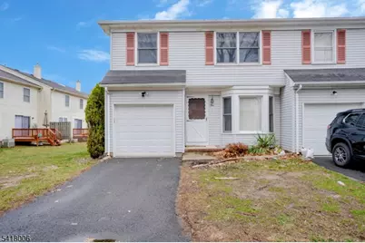 1 Tree Top Rd, Middlesex, NJ 08846 - Photo 2