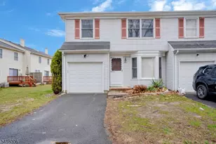 1 Tree Top Rd, Middlesex, NJ 08846 - Photo 2