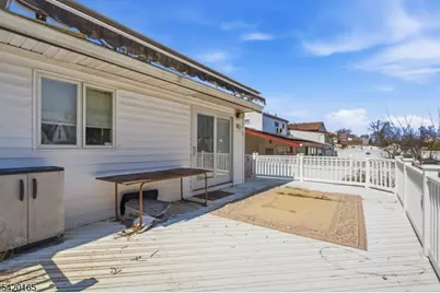 131 Walnut Ave, Clark Township, NJ 07066 - Photo 34