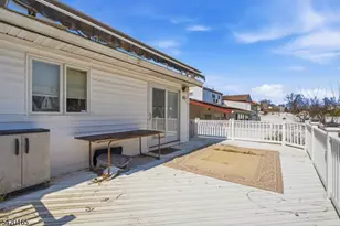 131 Walnut Ave, Clark Township, NJ 07066 - Photo 34