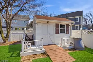 131 Walnut Ave, Clark Township, NJ 07066 - Photo 36