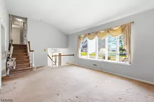 131 Walnut Ave, Clark Township, NJ 07066 - Photo 4