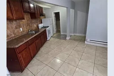 588 S 10th St #1B, Newark, NJ 07103 - Photo 1