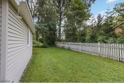 93 Lafayette Ave, Chatham, NJ 07928 - Photo 18