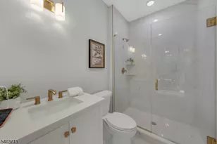 21 Spruce St, Cranford Township, NJ 07016 - Photo 18