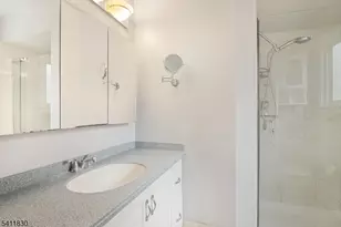 31 Independence Way, Rockaway Township, NJ 07866 - Photo 22