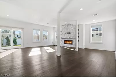 44 Manor Rd, Livingston, NJ 07039 - Photo 8