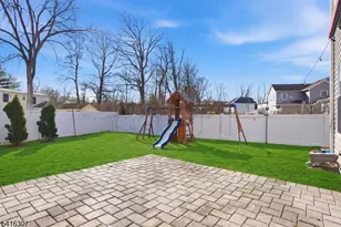 44 Manor Rd, Livingston, NJ 07039 - Photo 42