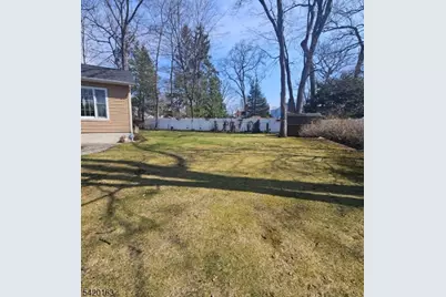 1 Sylvan Ct, Pequannock Township, NJ 07444 - Photo 4