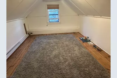 325 Bogert Ave, Ridgewood, NJ 07450 - Photo 12