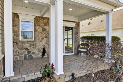 314 Biltmore Ln, Franklin Township, NJ 08873 - Photo 2