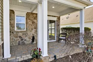 314 Biltmore Ln, Franklin Township, NJ 08873 - Photo 2