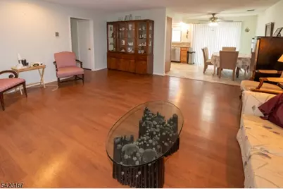 264B Crosse Dr #B, Monroe Township, NJ 08831 - Photo 4