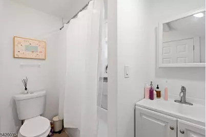 247 E 7th Ave, Roselle, NJ 07203 - Photo 36