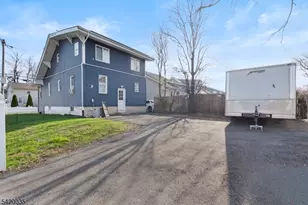 247 E 7th Ave, Roselle, NJ 07203 - Photo 8