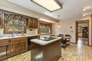 20 William Penn Rd, Warren Township, NJ 07059 - Photo 10