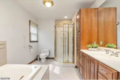 20 William Penn Rd, Warren Township, NJ 07059 - Photo 18