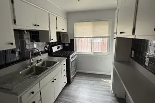 142 Tuxedo Pkwy, Newark, NJ 07106 - Photo 2