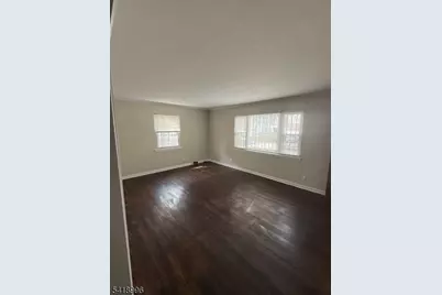 142 Tuxedo Pkwy #1, Newark, NJ 07106 - Photo 6