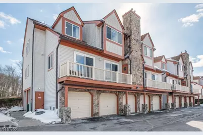 56 Woods Edge Dr, Roxbury Township, NJ 07876 - Photo 1