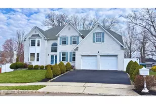 6 Banyan Ct, Edison, NJ 08820 - Photo 1