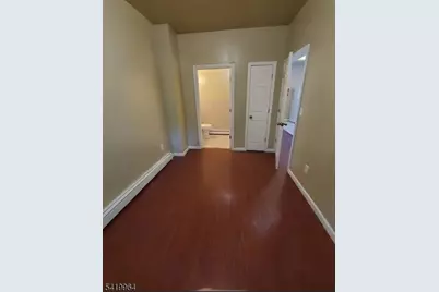 231 Rhode Island Ave, East Orange, NJ 07018 - Photo 2