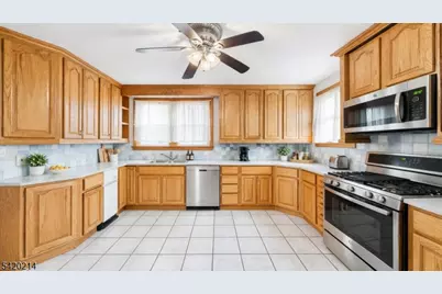 1019 Salem Rd, Union Township, NJ 07083 - Photo 4